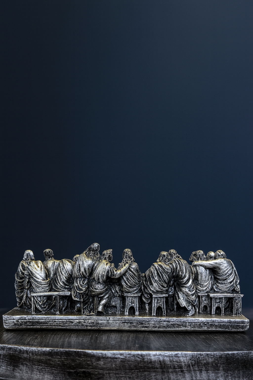 The Last Supper Statue